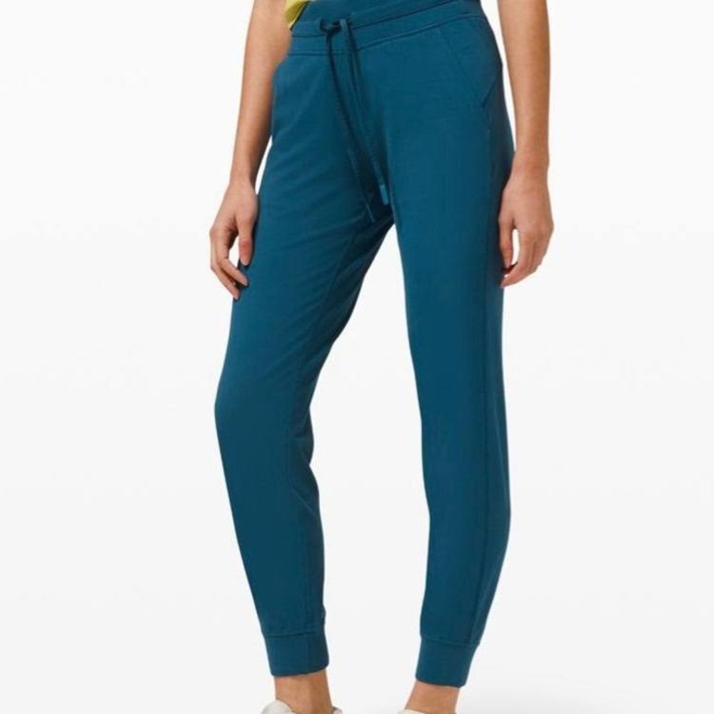 Lululemon Ready to Rulu jogger in Nike blue